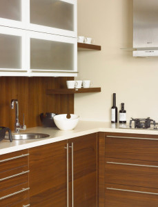white-and-brown-traditional-kitchen-Image